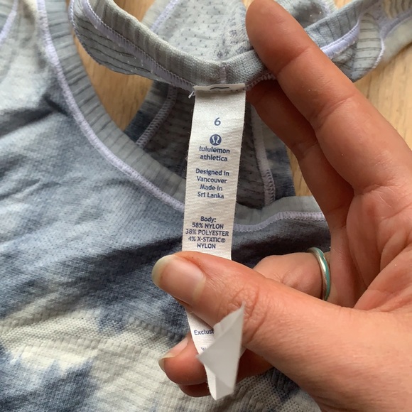 Lululemon tank - Picture 2 of 3